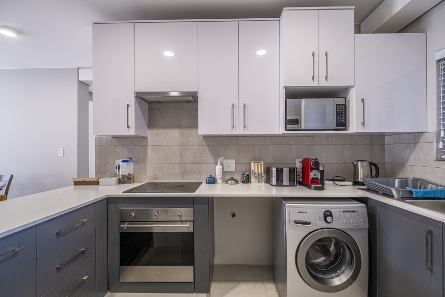 2 Bedroom Property for Sale in Summerstrand Eastern Cape